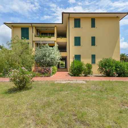 Trilo Fucini Apartment Marina di Campo