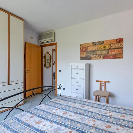 Trilo Fucini Apartment