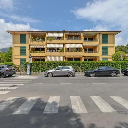 Apartment Trilo Fucini